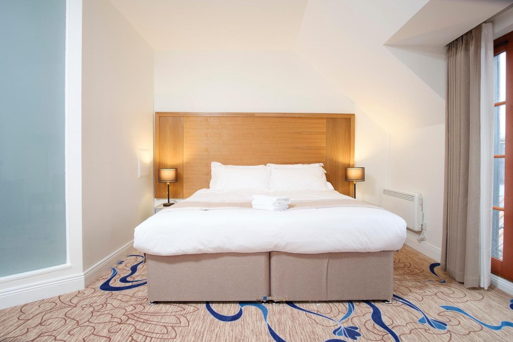Kelpies Hotel ฟัลเคิร์ก ภายนอก รูปภาพ