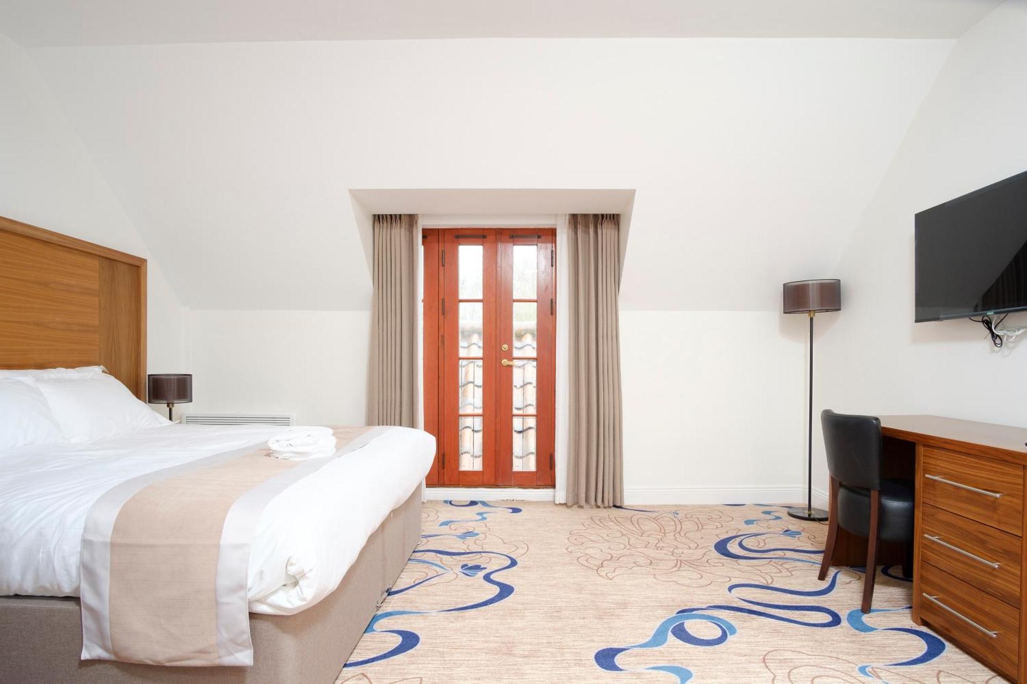 Kelpies Hotel ฟัลเคิร์ก ภายนอก รูปภาพ